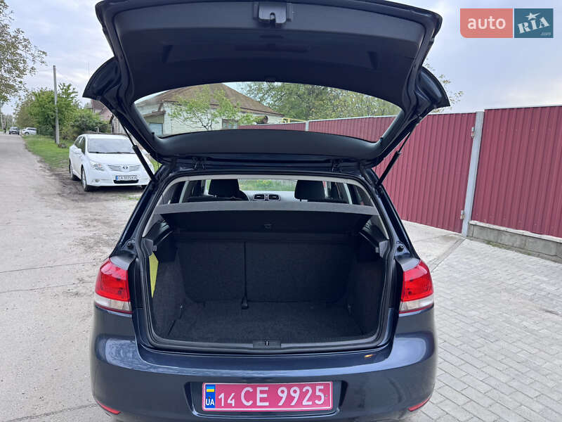 Хэтчбек Volkswagen Golf 2010 в Звенигородке