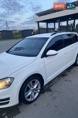 Универсал Volkswagen Golf 2015 в 