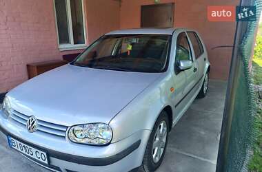 Хэтчбек Volkswagen Golf 1998 в 