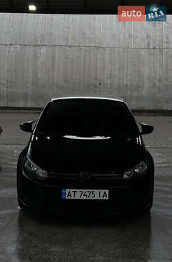 Хетчбек Volkswagen Golf 2009 в Косові