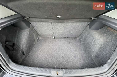 Хэтчбек Volkswagen Golf 2008 в 