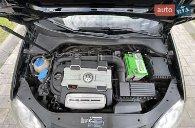 Хэтчбек Volkswagen Golf 2008 в 