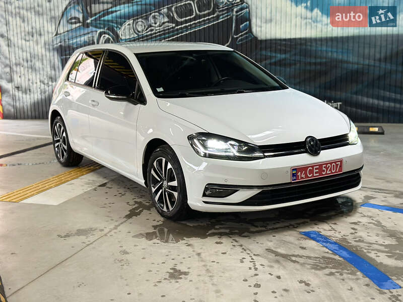 Хетчбек Volkswagen Golf 2019 в Самборі