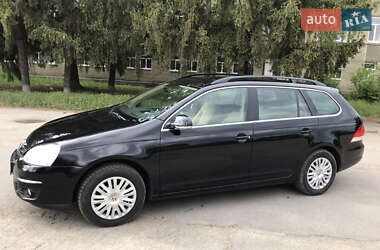 Універсал Volkswagen Golf 2008 в 