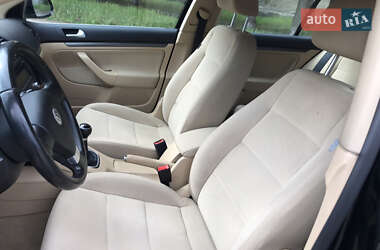Універсал Volkswagen Golf 2008 в 