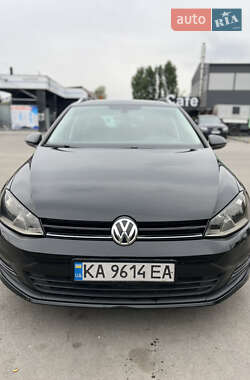 Универсал Volkswagen Golf 2013 в Киеве