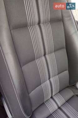 Хетчбек Volkswagen Golf 2012 в 