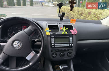 Хетчбек Volkswagen Golf 2007 в 