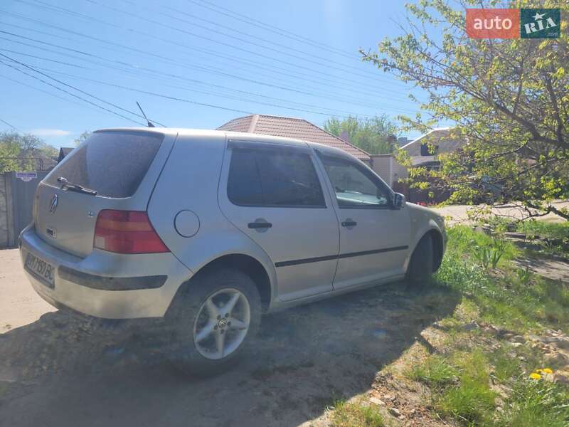 Хэтчбек Volkswagen Golf 2000 в Сумах фото 3 Хэтчбек Volkswagen Golf 2000 в Сумах
