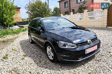Универсал Volkswagen Golf 2014 в 