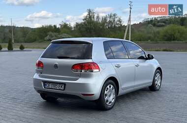 Хэтчбек Volkswagen Golf 2010 в 