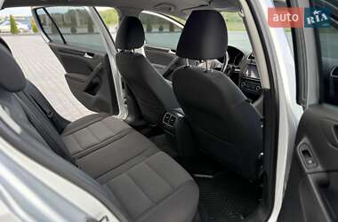 Хэтчбек Volkswagen Golf 2010 в 