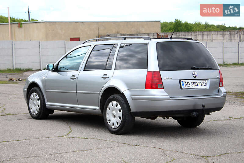 Универсал Volkswagen Golf 2006 в Виннице