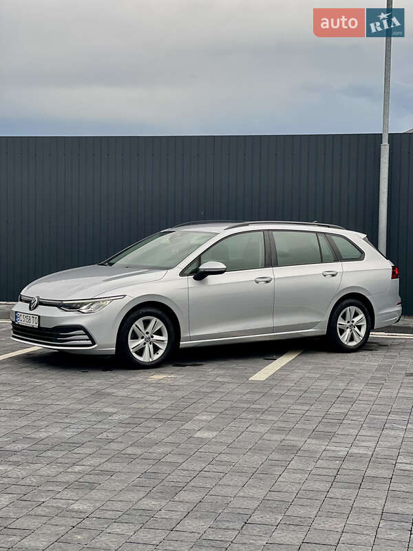 Універсал Volkswagen Golf 2021 в Львові