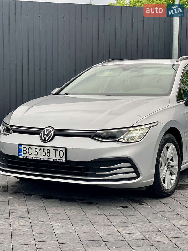 Універсал Volkswagen Golf 2021 в Львові