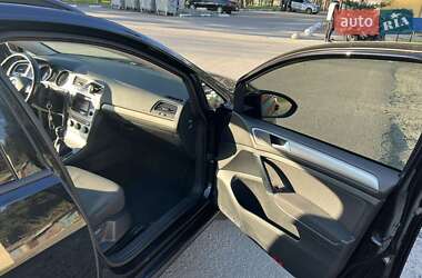 Универсал Volkswagen Golf 2014 в 