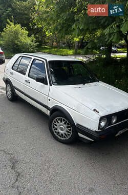 Хэтчбек Volkswagen Golf 1987 в 