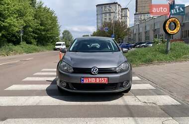 Хетчбек Volkswagen Golf 2009 в 