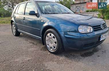 Хэтчбек Volkswagen Golf 2000 в Рудки