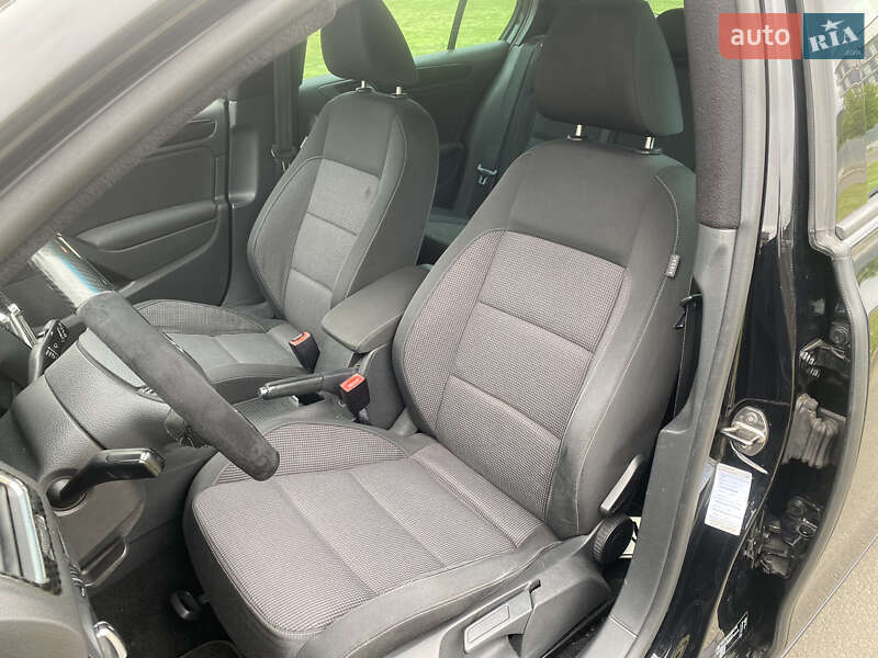 Хетчбек Volkswagen Golf 2009 в Мукачевому