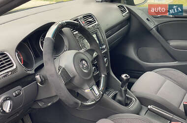 Хэтчбек Volkswagen Golf 2009 в 