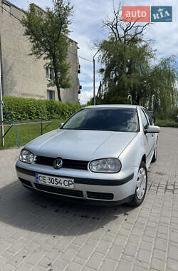 Хэтчбек Volkswagen Golf 1997 в Черновцах
