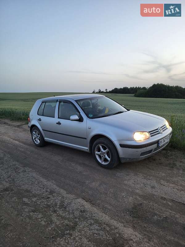 Volkswagen Golf 2000