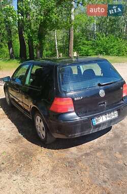 Хетчбек Volkswagen Golf 1998 в 