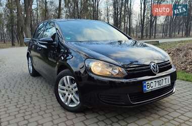 Хэтчбек Volkswagen Golf 2009 в Львове