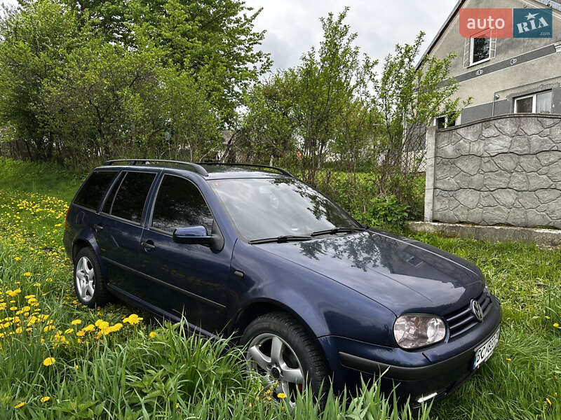 Універсал Volkswagen Golf 1999 в Львові