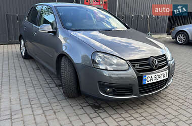 Хэтчбек Volkswagen Golf 2007 в 