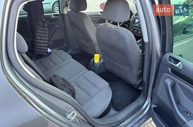 Хэтчбек Volkswagen Golf 2007 в 