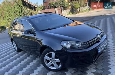 Універсал Volkswagen Golf 2010 в 