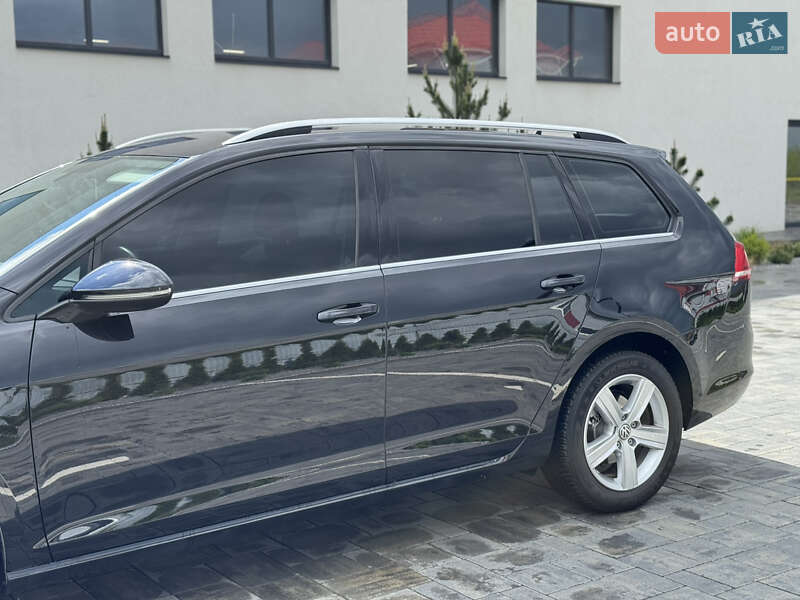 Універсал Volkswagen Golf 2014 в Луцьку