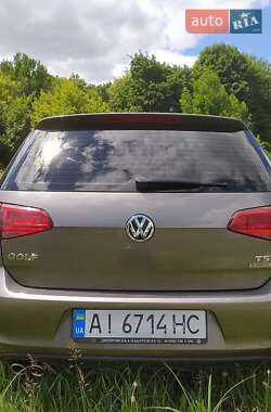 Хэтчбек Volkswagen Golf 2013 в 