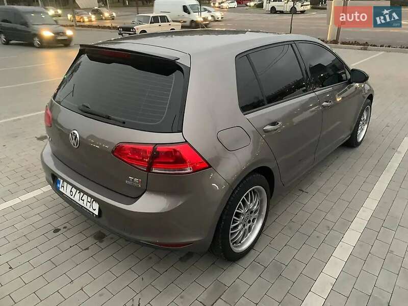 Хэтчбек Volkswagen Golf 2013 в Виннице