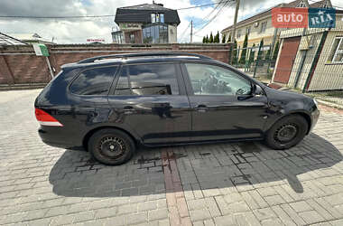 Універсал Volkswagen Golf 2009 в 