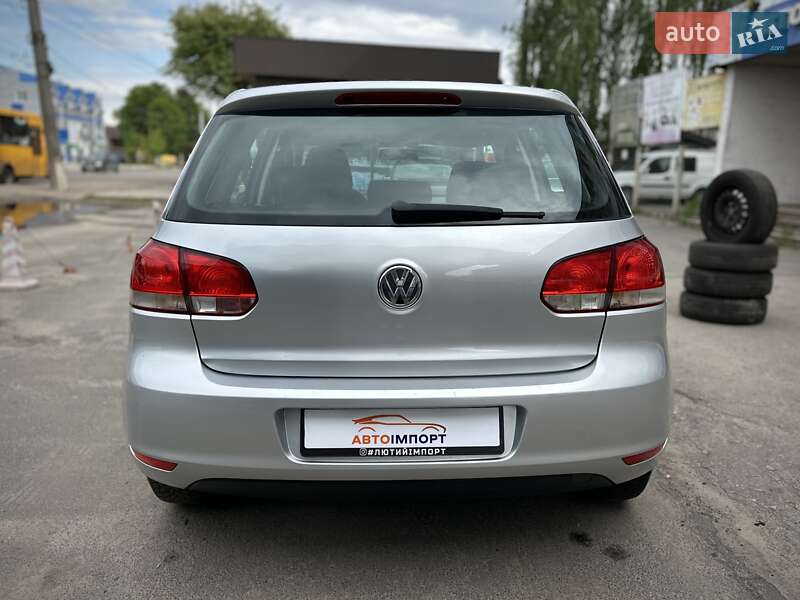 Хетчбек Volkswagen Golf 2009 в Сумах