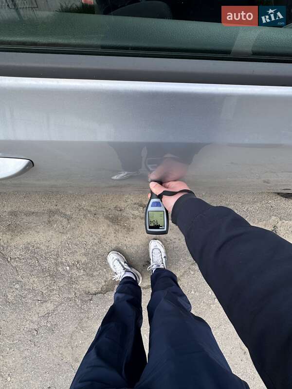 Хетчбек Volkswagen Golf 2009 в Сумах