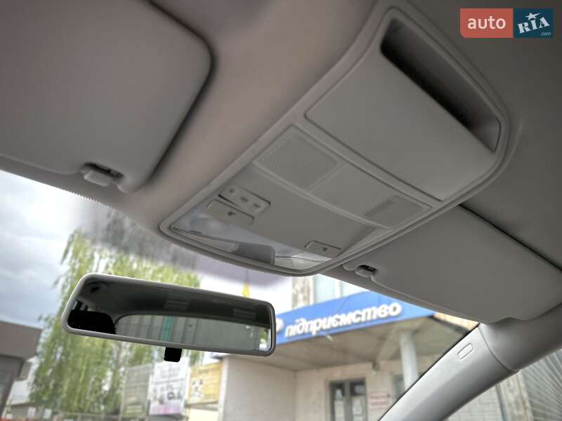 Хетчбек Volkswagen Golf 2009 в Сумах