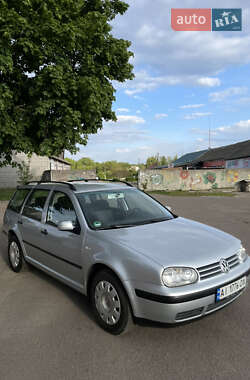 Універсал Volkswagen Golf 2003 в Згурівці