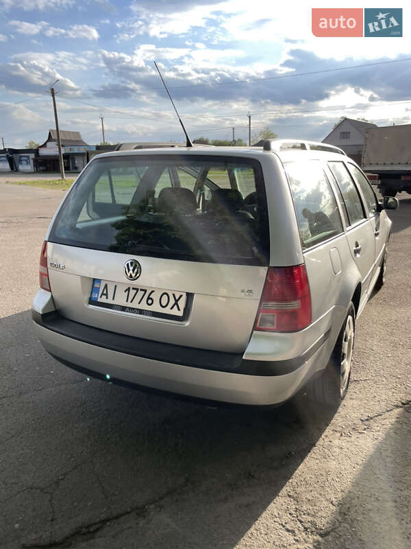 Універсал Volkswagen Golf 2003 в Згурівці