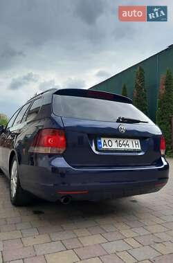 Универсал Volkswagen Golf 2011 в 