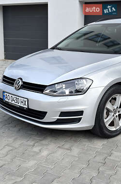 Універсал Volkswagen Golf 2014 в 