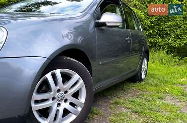 Универсал Volkswagen Golf 2009 в 