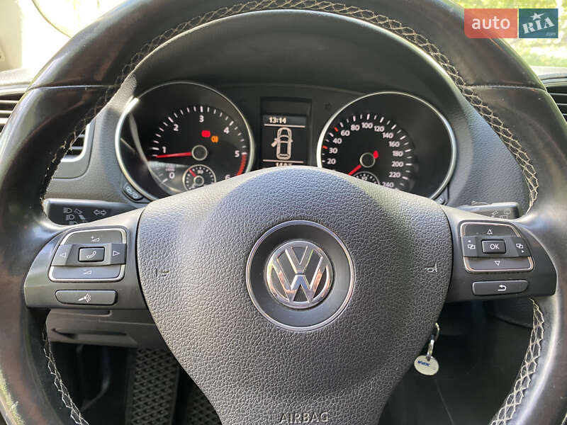 Универсал Volkswagen Golf 2013 в Немирове