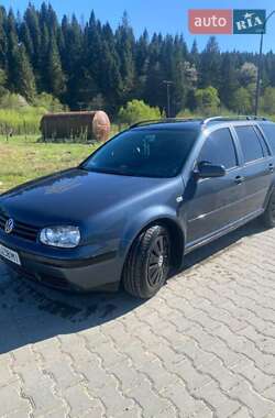 Универсал Volkswagen Golf 2000 в Старом Самборе
