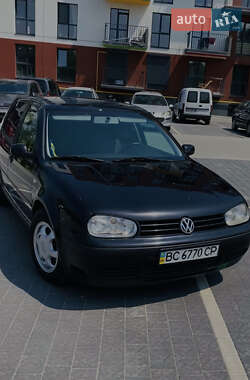 Хэтчбек Volkswagen Golf 2000 в Львове