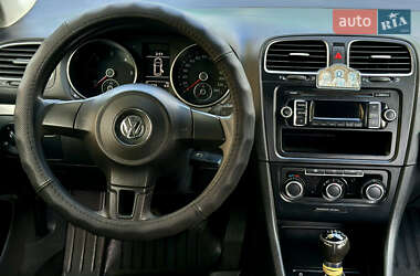 Универсал Volkswagen Golf 2012 в 