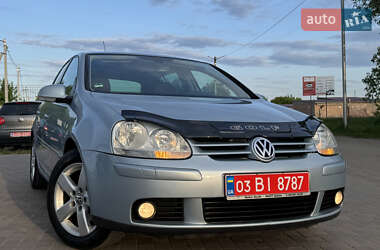 Хэтчбек Volkswagen Golf 2008 в 